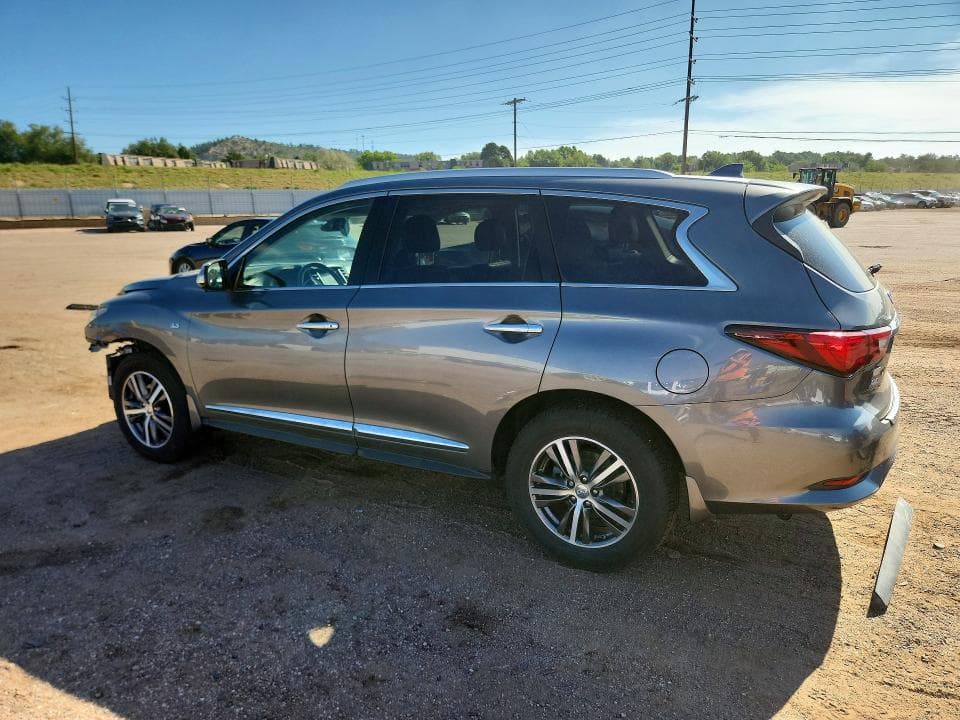 2019 INFINITI QX60 LUXE 2