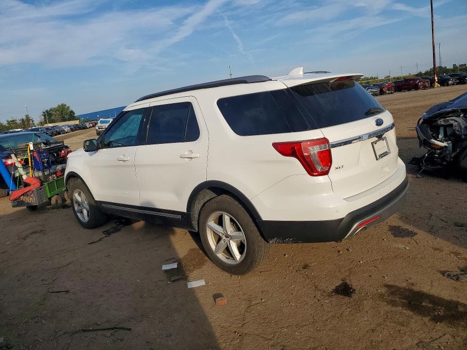 2017 FORD EXPLORER XLT 2