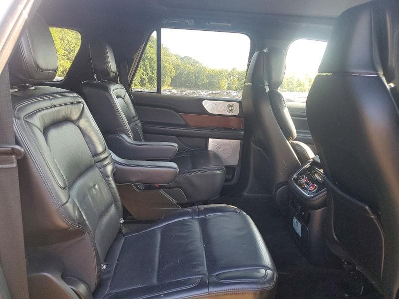 2021 LINCOLN NAVIGATOR L RESERVE 11