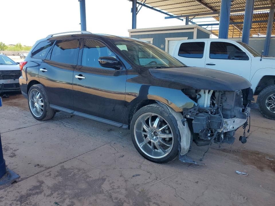2019 NISSAN PATHFINDER SV 4