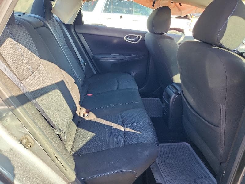 2019 NISSAN SENTRA SR 10