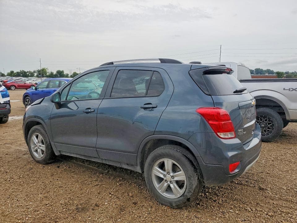 2022 CHEVROLET TRAX 1LT 2