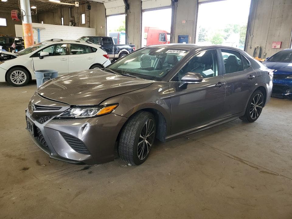 2020 TOYOTA CAMRY SE - 1