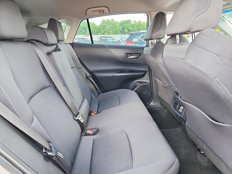 2021 TOYOTA VENZA LE 10