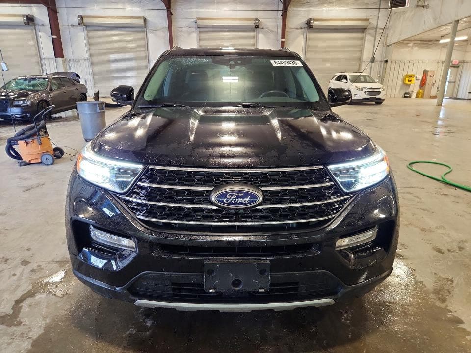 2023 FORD EXPLORER XLT 5