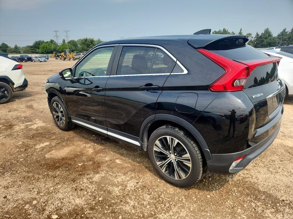 2018 MITSUBISHI ECLIPSE CROSS SE 2