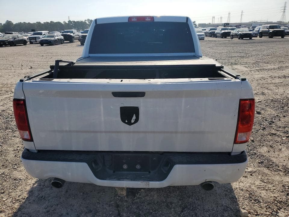 2017 RAM 1500 ST 6