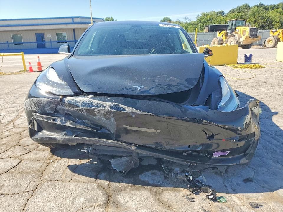 2019 TESLA MODEL 3 5