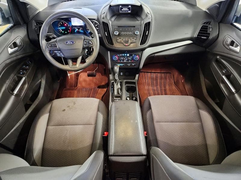 2017 FORD ESCAPE SE 8