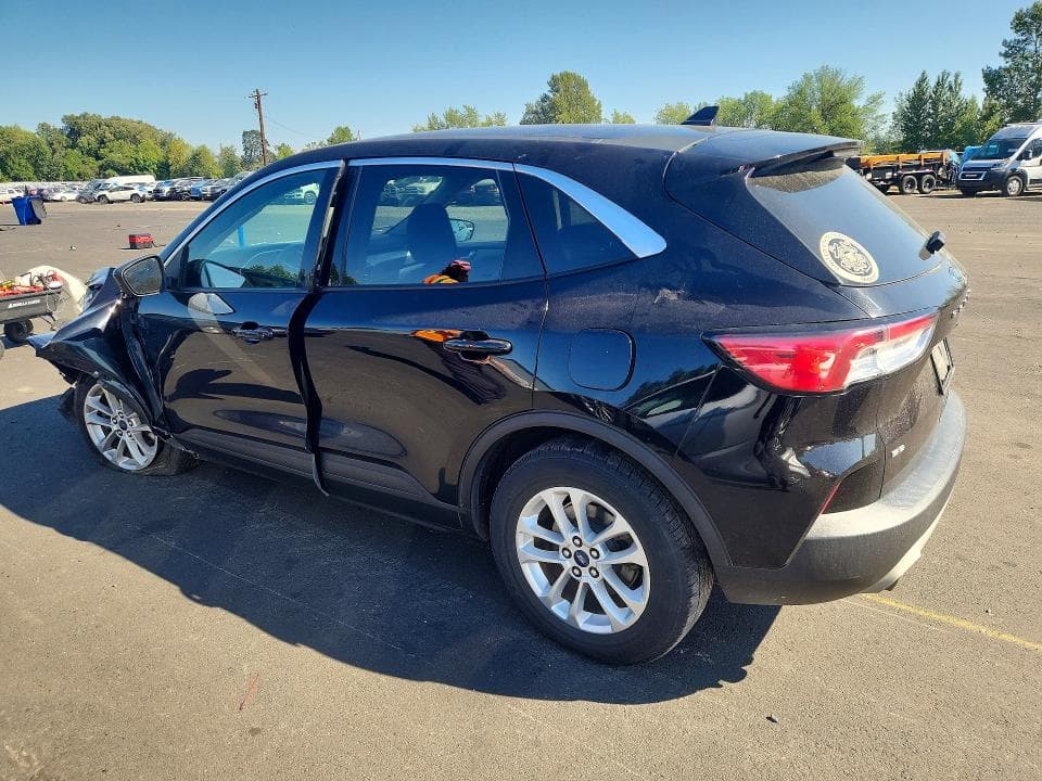 2020 FORD ESCAPE SE 2
