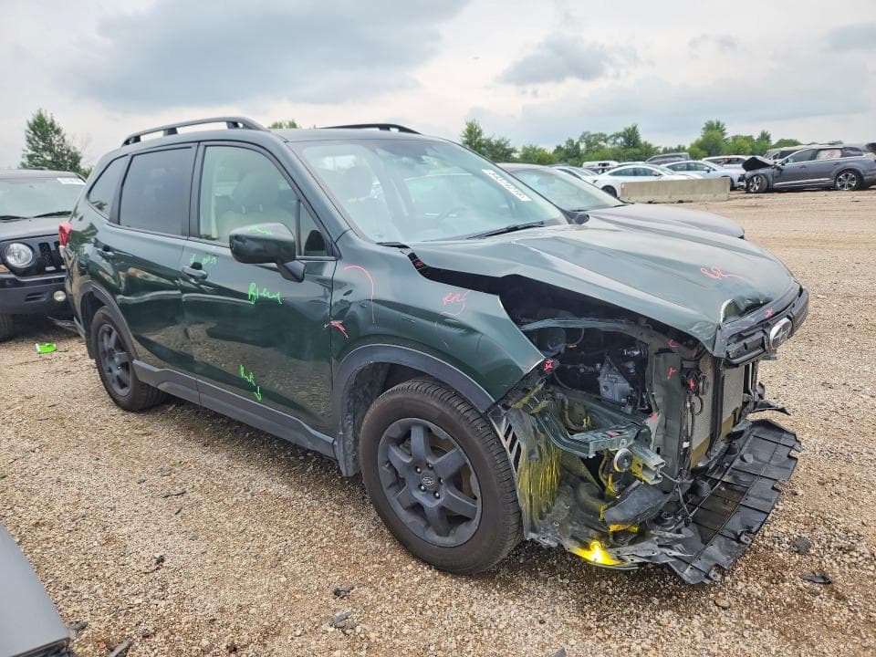 2023 SUBARU FORESTER PREMIUM 4