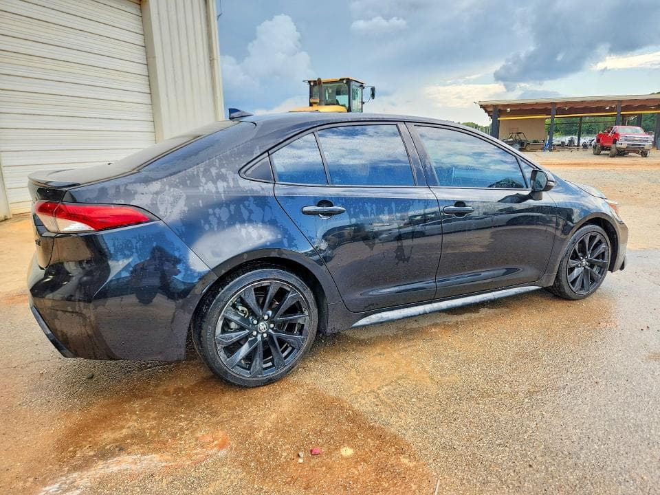2021 TOYOTA COROLLA SE NIGHTSHADE EDITION 3