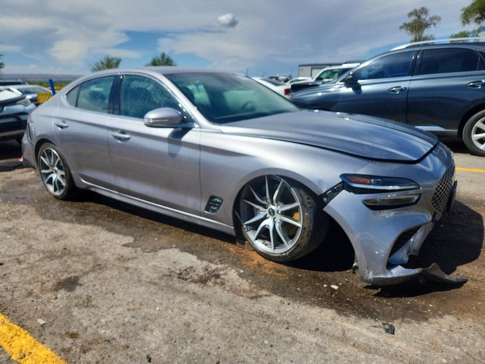 2025 GENESIS G70 2.5T STANDARD 4