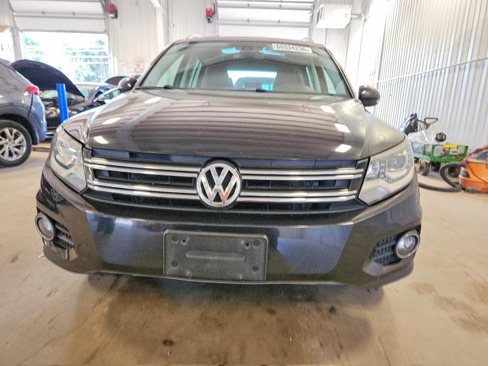 2017 VOLKSWAGEN TIGUAN SPORT 5