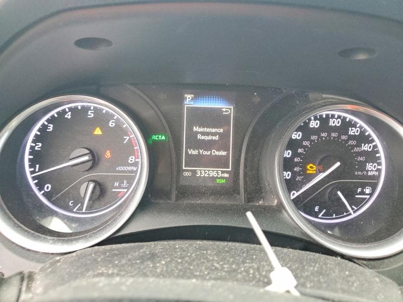 2018 TOYOTA CAMRY LE 9