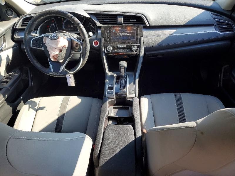 2018 HONDA CIVIC EX 8
