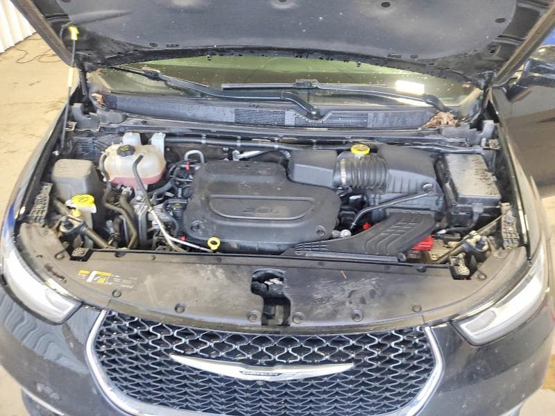 2025 CHRYSLER PACIFICA SELECT 12
