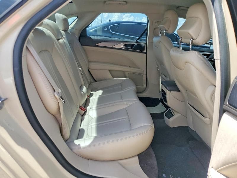 2018 LINCOLN MKZ PREMIERE 10