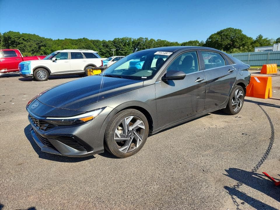 2025 HYUNDAI ELANTRA SEL - 1
