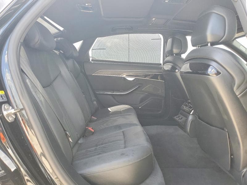 2019 AUDI A8 L 10