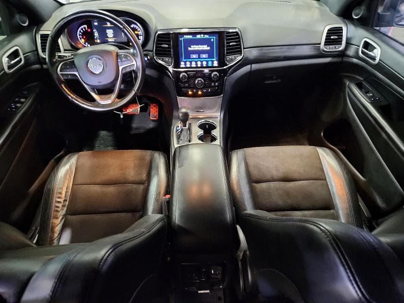 2020 JEEP GRAND CHEROKEE LAREDO 8