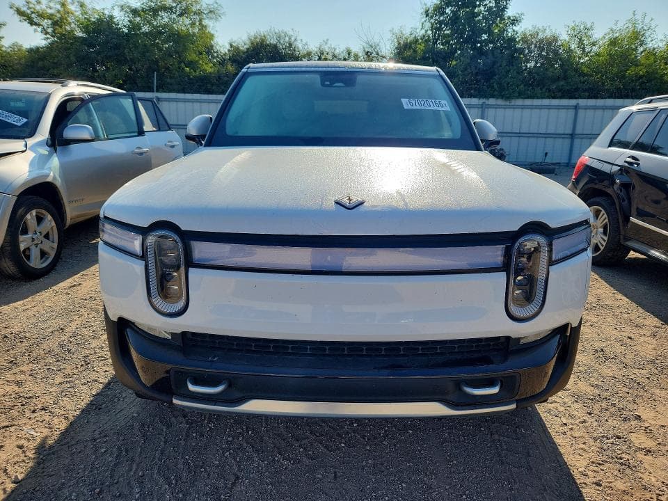 2024 RIVIAN R1S ADVENTURE 5