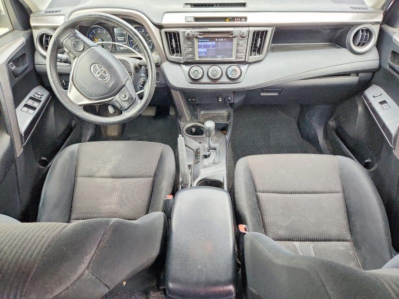 2018 TOYOTA RAV4 LE 8