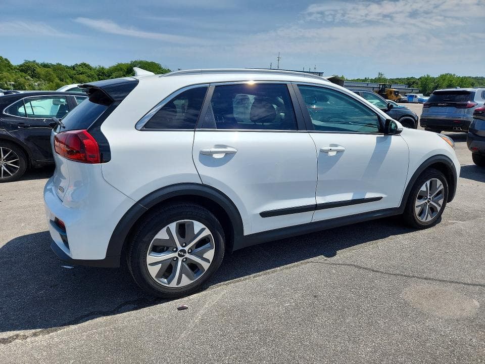 2022 KIA NIRO EV S 3