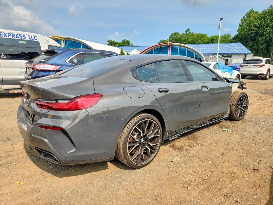2024 BMW 840I 3