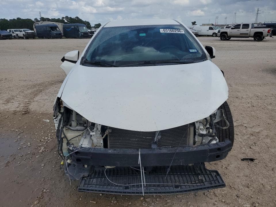2019 TOYOTA COROLLA LE 5