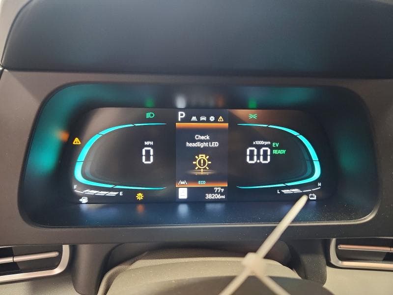 2025 HYUNDAI ELANTRA HYBRID BLUE 9