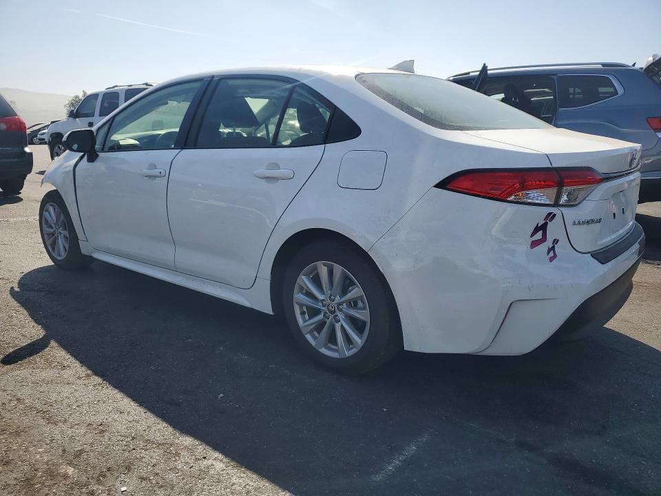 2026 TOYOTA COROLLA LE 2