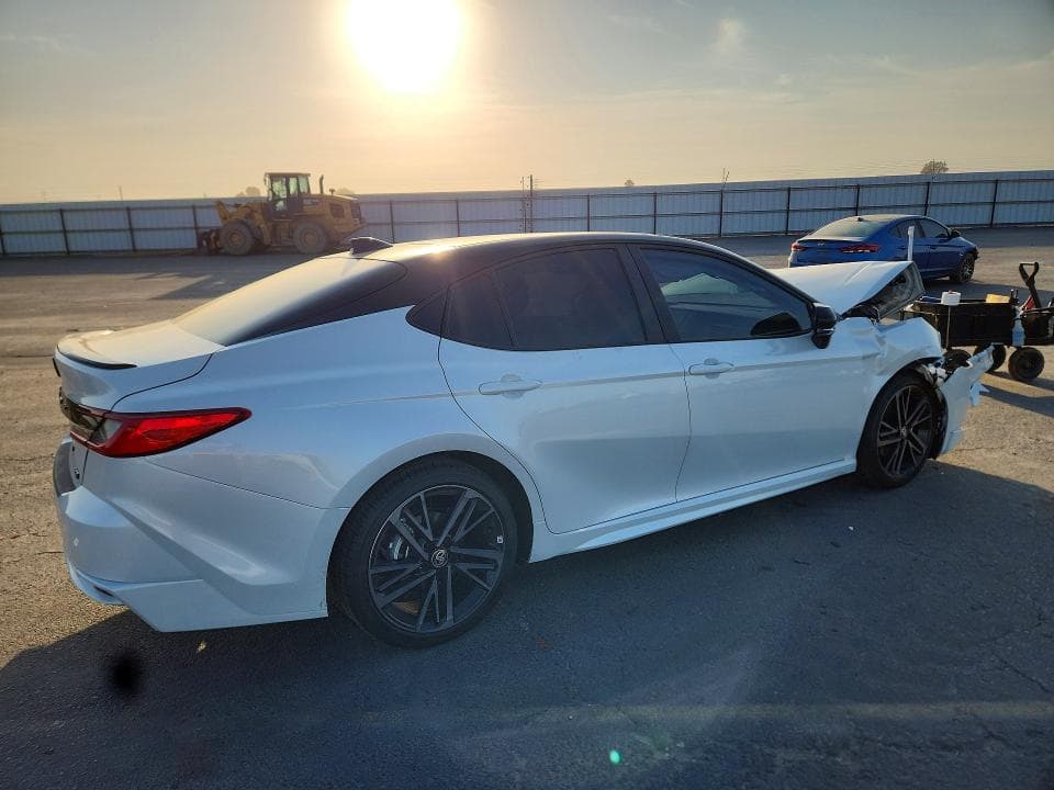 2026 TOYOTA CAMRY XSE 3