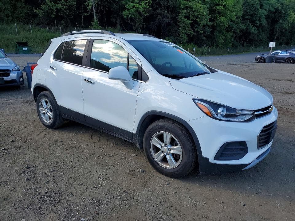 2017 CHEVROLET TRAX 1LT 4