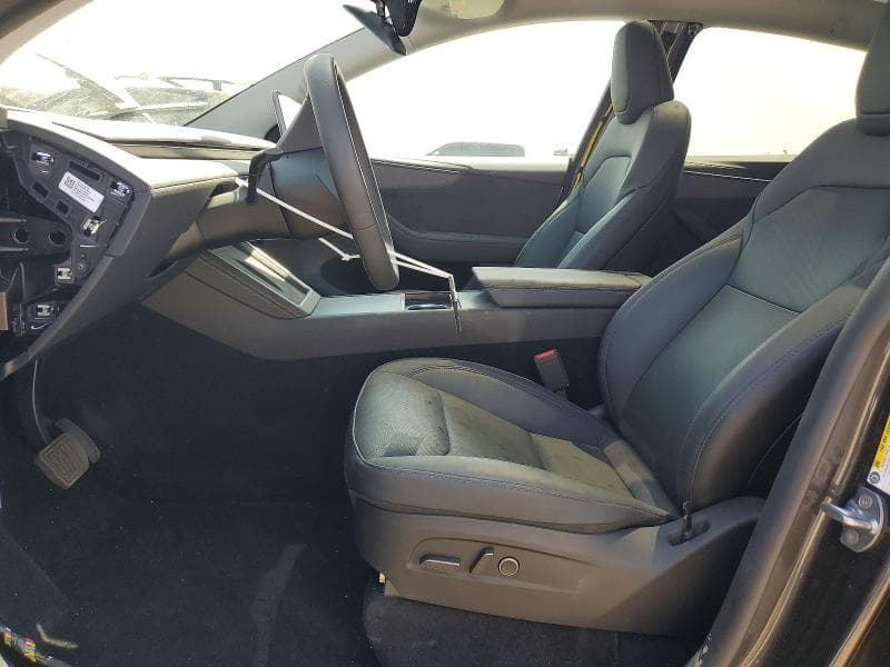 2026 TESLA MODEL Y 7