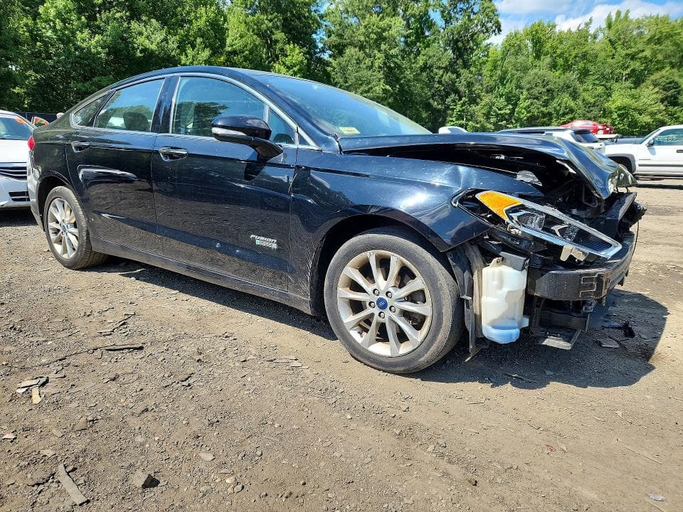 2017 FORD FUSION SE PHEV 4