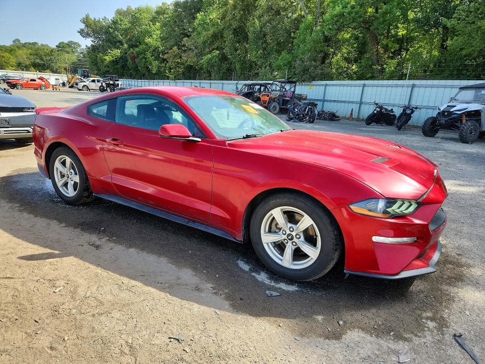 2020 FORD MUSTANG 4