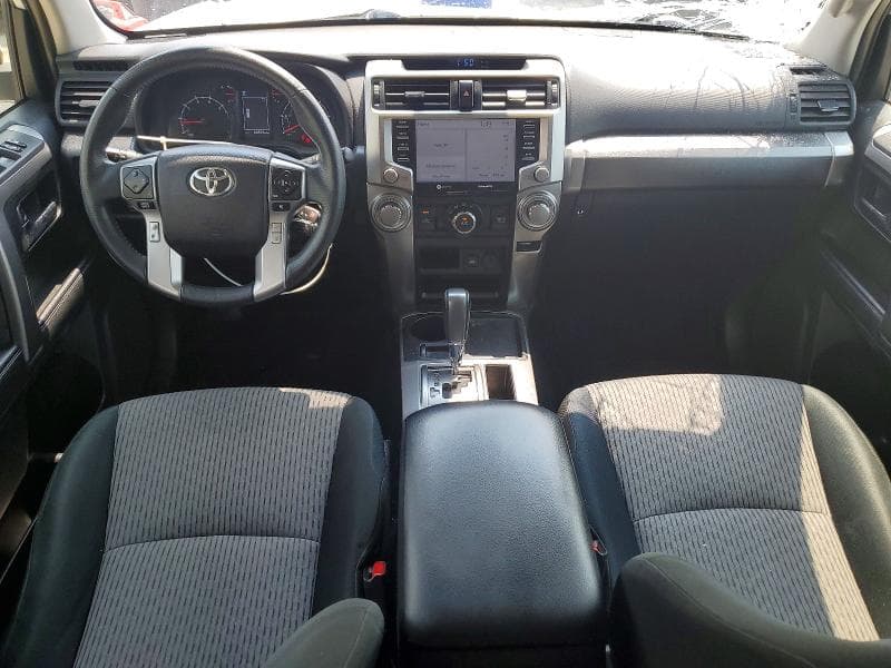 2021 TOYOTA 4RUNNER SR5 8