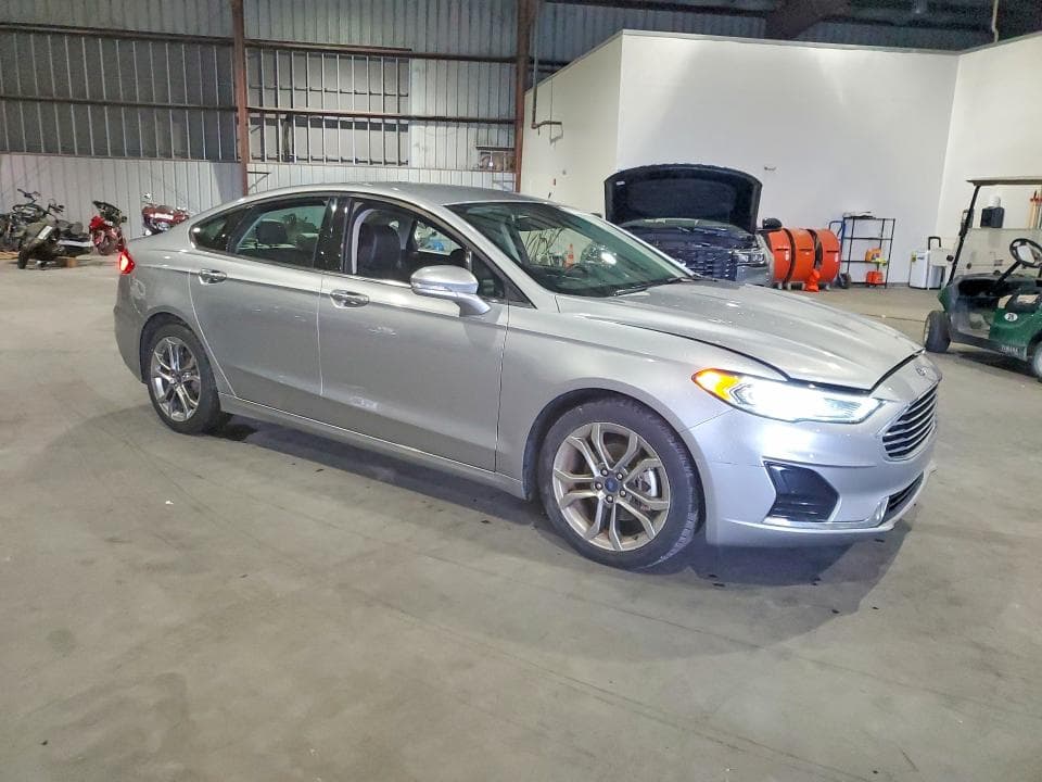 2020 FORD FUSION SEL 4