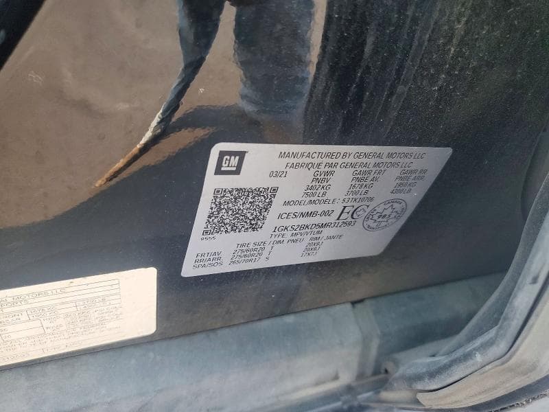 2021 GMC YUKON SLT 13
