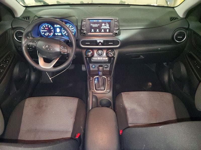2021 HYUNDAI KONA SE 8