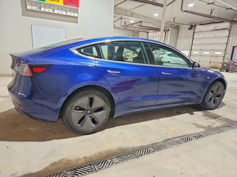 2020 TESLA MODEL 3 3