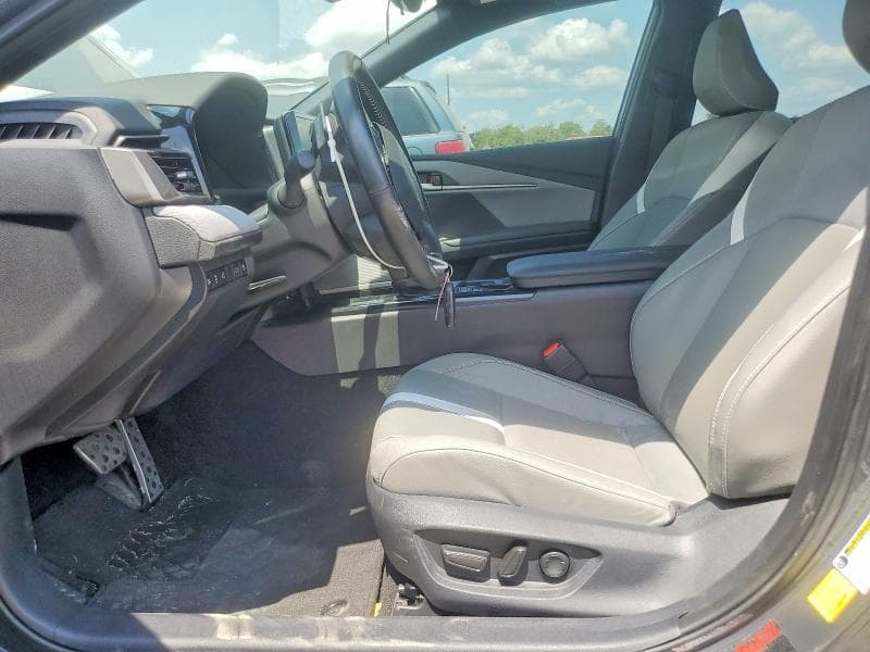 2025 TOYOTA CAMRY SE 7
