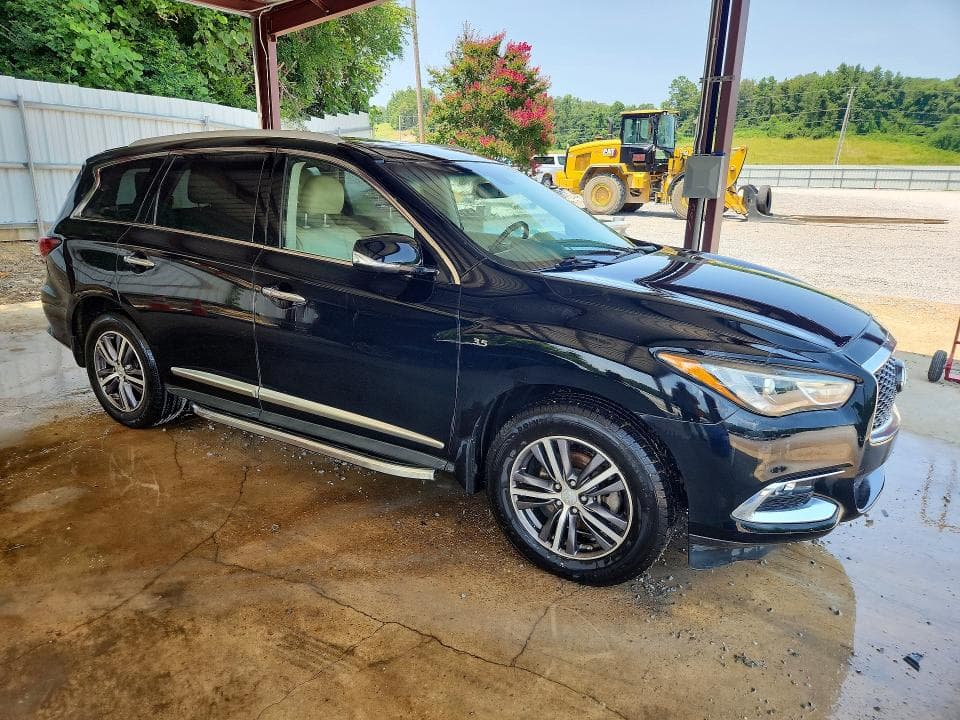 2017 INFINITI QX60 BASE 4