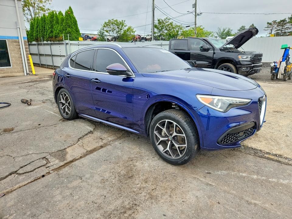 2021 ALFA ROMEO STELVIO TI 4