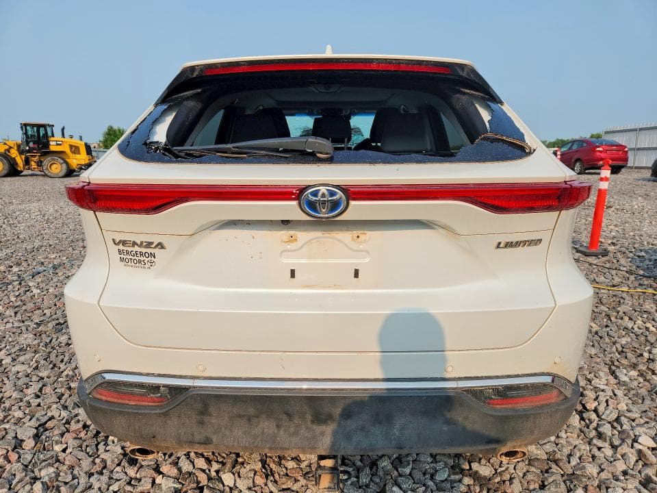 2024 TOYOTA VENZA LIMITED 6
