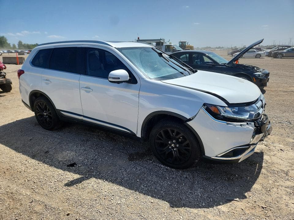2018 MITSUBISHI OUTLANDER SE 4