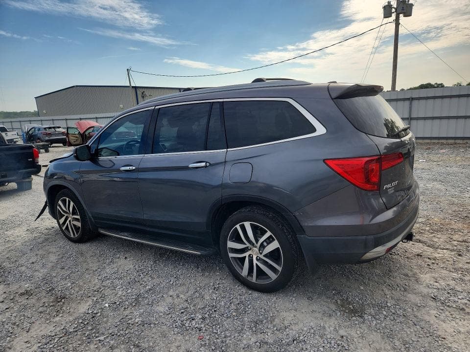 2017 HONDA PILOT TOURING 2