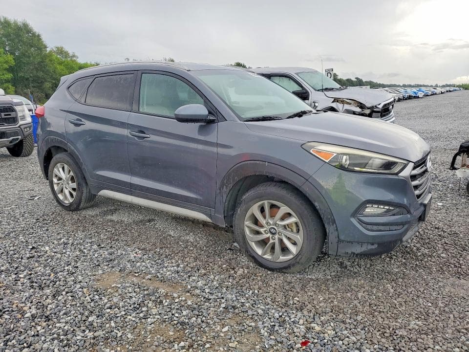 2018 HYUNDAI TUCSON SEL 4