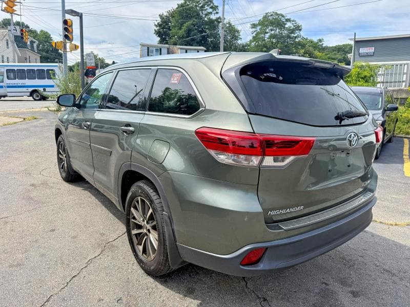 2018 TOYOTA HIGHLANDER XLE 2
